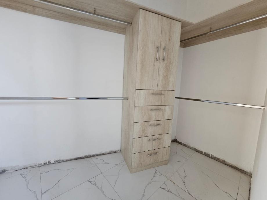 Torreón, Coahuila de Zaragoza, 27023, Mexico, 3 Bedrooms Bedrooms, ,2 BathroomsBathrooms,Residential,For Sale,1938842