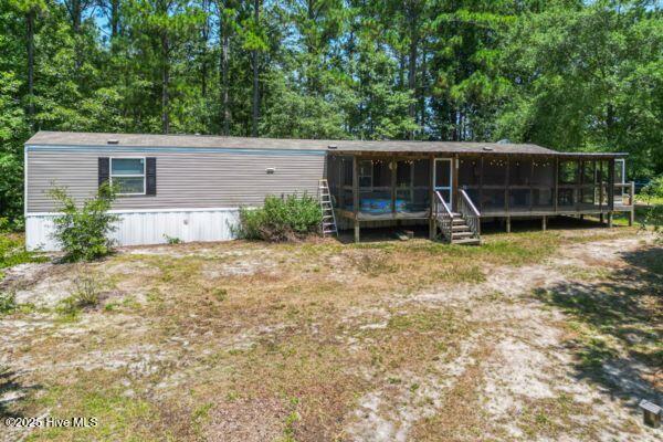 Burgaw, North Carolina, 28425, United States, 3 Bedrooms Bedrooms, ,2 BathroomsBathrooms,Residential,For Sale,1910995