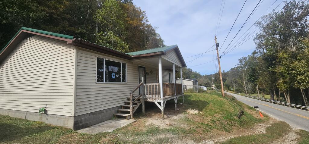 Highway 3 , Louisa, KY 41230 #1