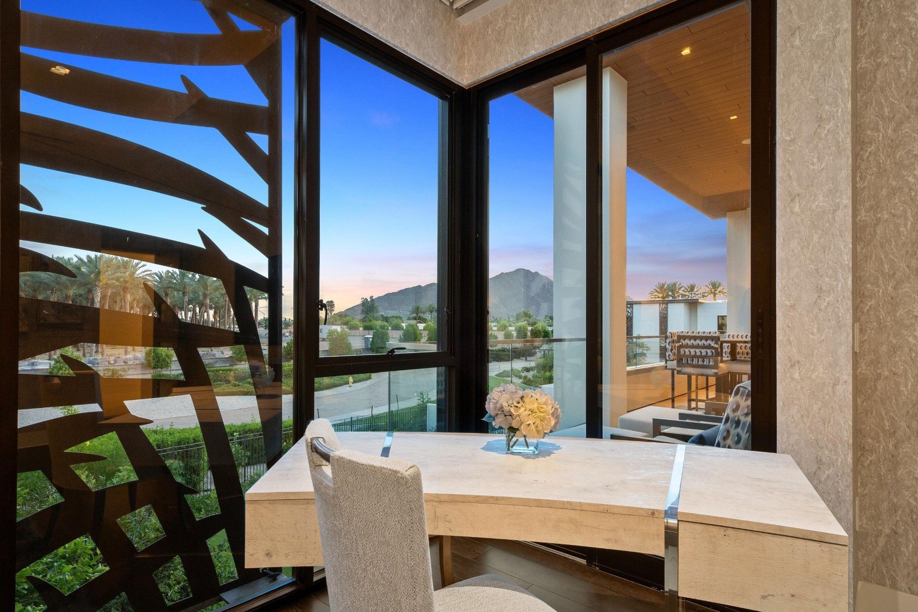 6587 N Palmeraie Boulevard  Paradise Valley, AZ - 物件實景