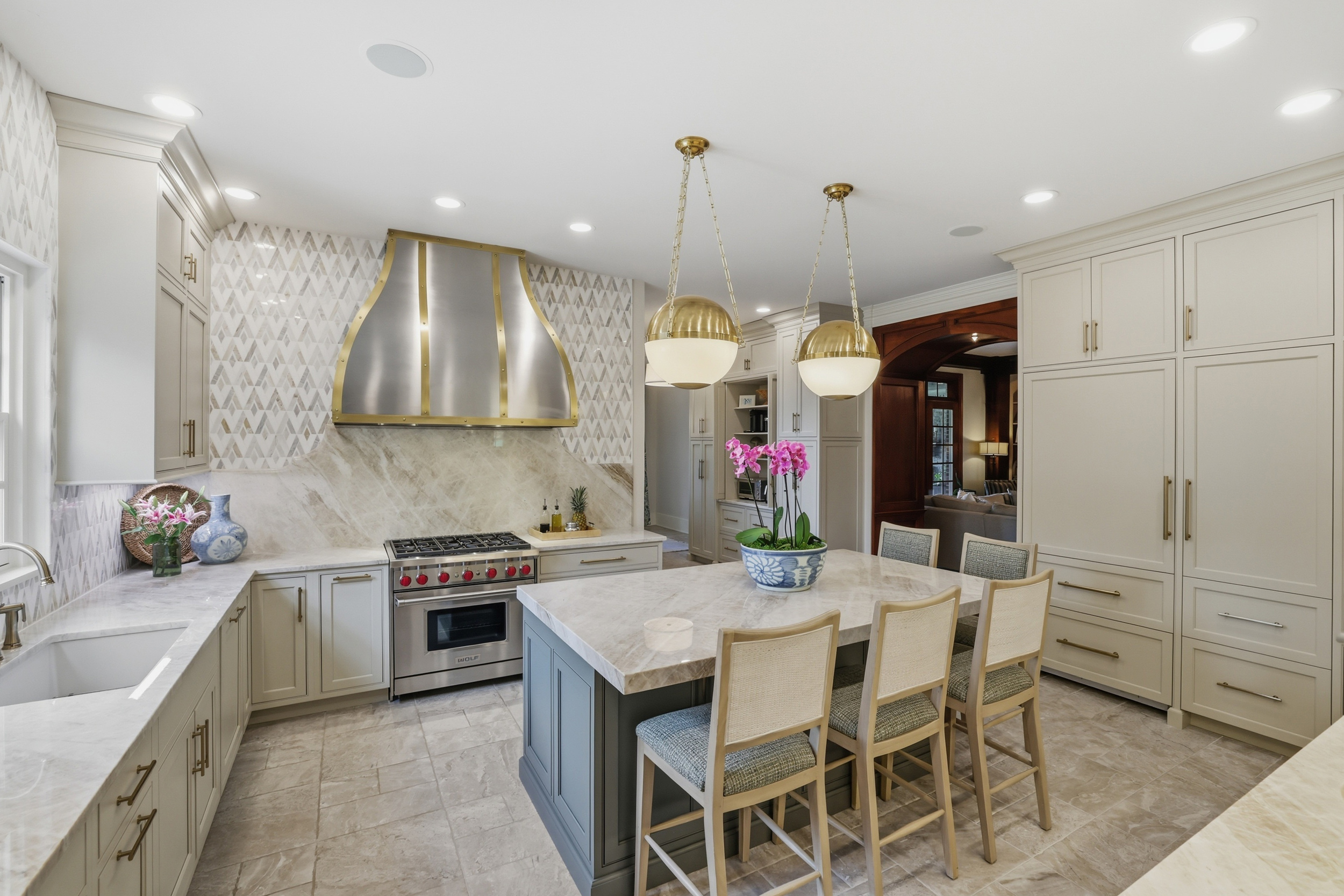  4848 Chelmsbury Lane - 物件實景