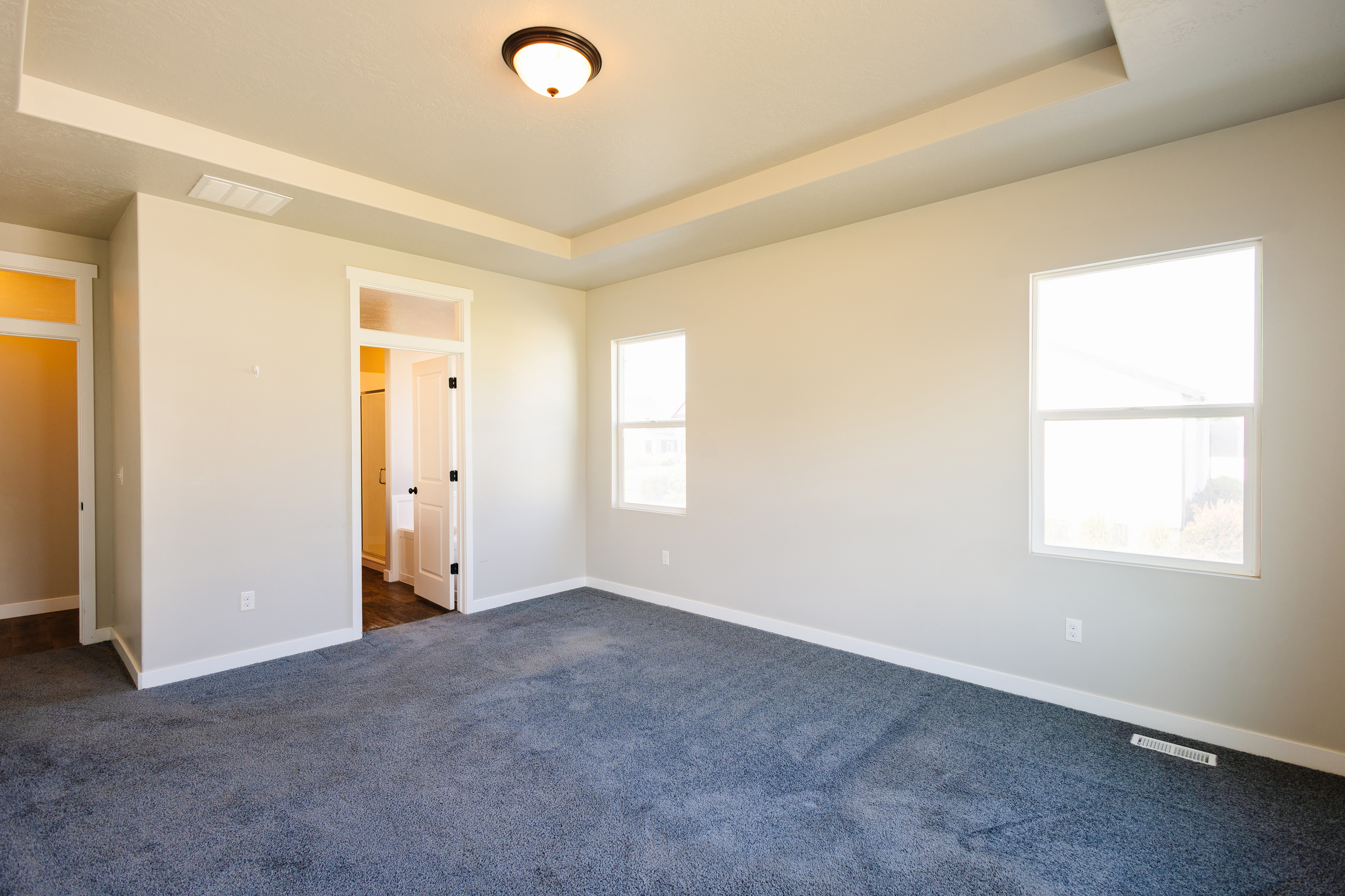 Santaquin, Utah, 84655, United States, 5 Bedrooms Bedrooms, ,5 BathroomsBathrooms,Residential,For Sale,1977423