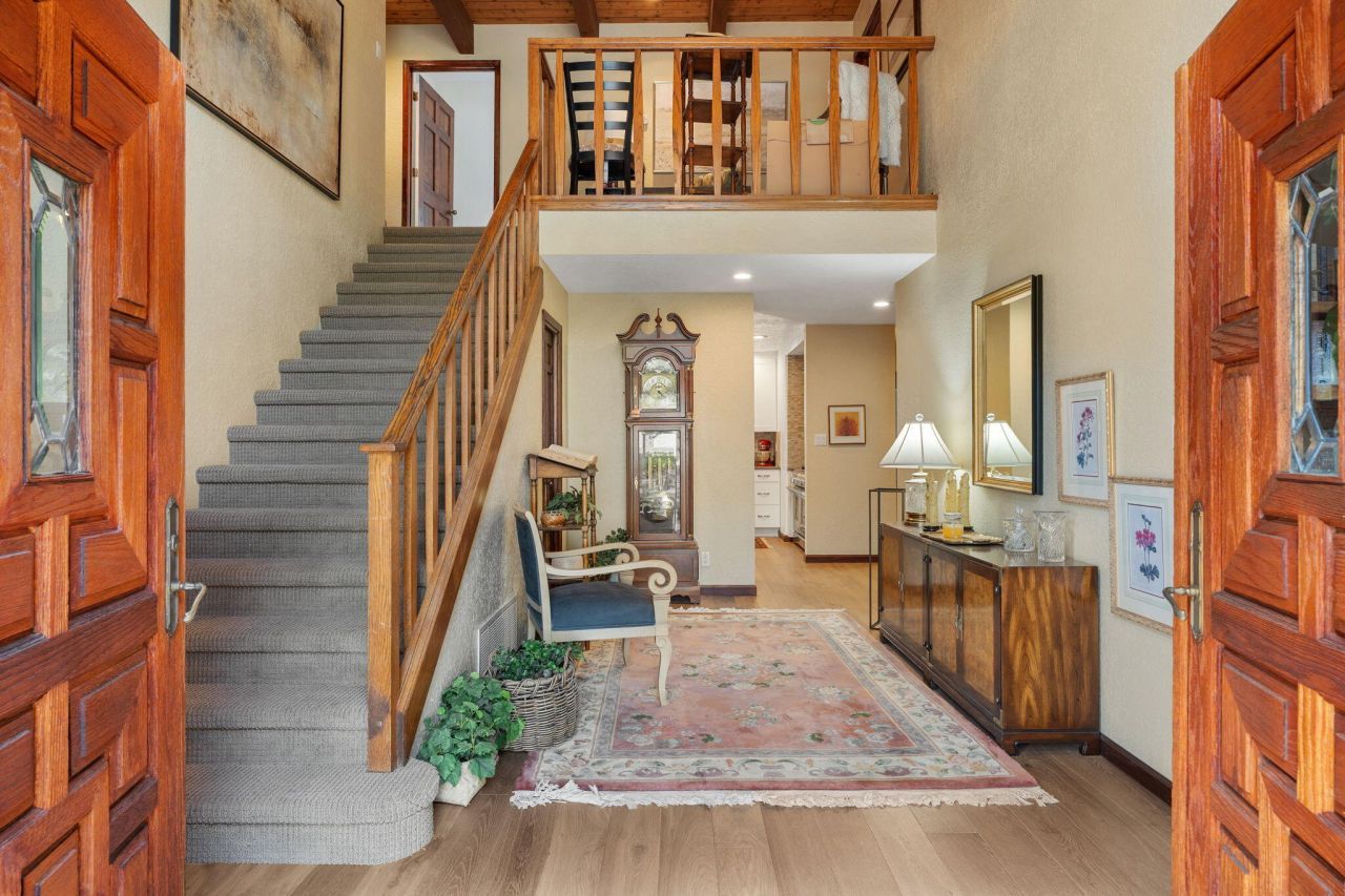 Albuquerque, New Mexico, 87111, United States, 4 Bedrooms Bedrooms, ,3 BathroomsBathrooms,Residential,For Sale,1906383