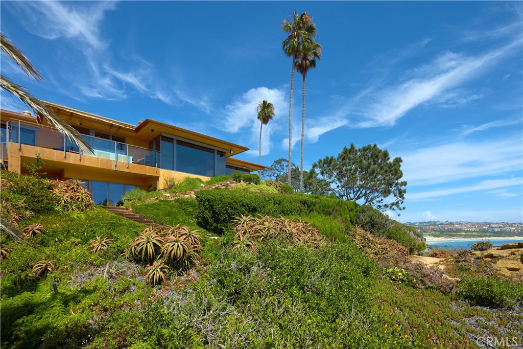 111 S La Senda Drive, Laguna Beach, California, 92651, United States, 4 Bedrooms Bedrooms, ,7 BathroomsBathrooms,Residential,For Sale,111 S La Senda Drive,1625085