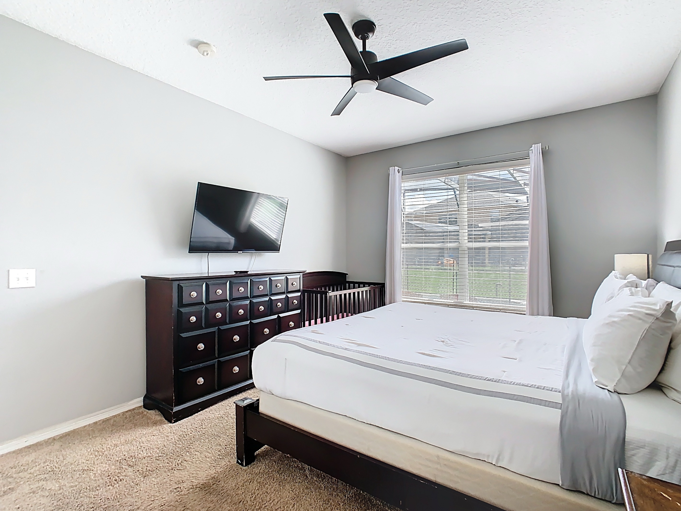 Kissimmee, Florida, 34747, United States, 6 Bedrooms Bedrooms, ,5 BathroomsBathrooms,Residential,For Sale,1920294