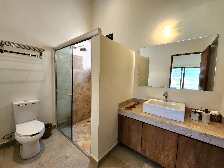 Valle de Bravo, Estado de México, 51200, Mexico, 4 Bedrooms Bedrooms, ,5 BathroomsBathrooms,Residential,For Sale,1917962