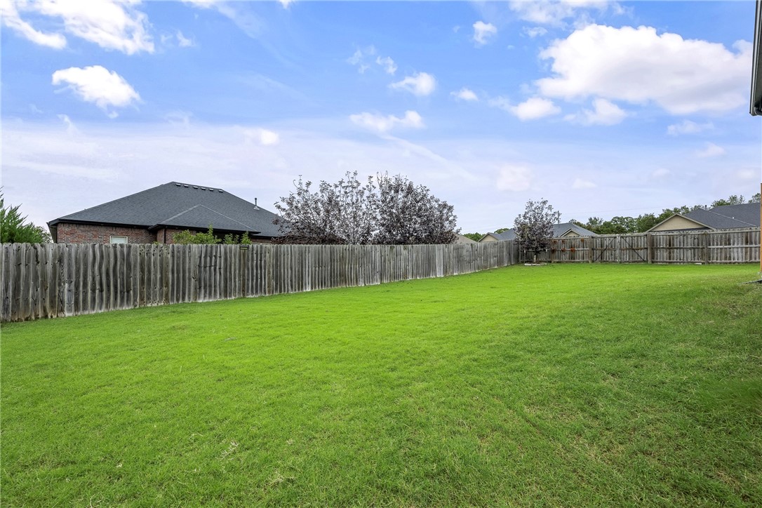 Cave Springs, Arkansas, 72718, United States, 4 Bedrooms Bedrooms, ,3 BathroomsBathrooms,Residential,For Sale,1954993