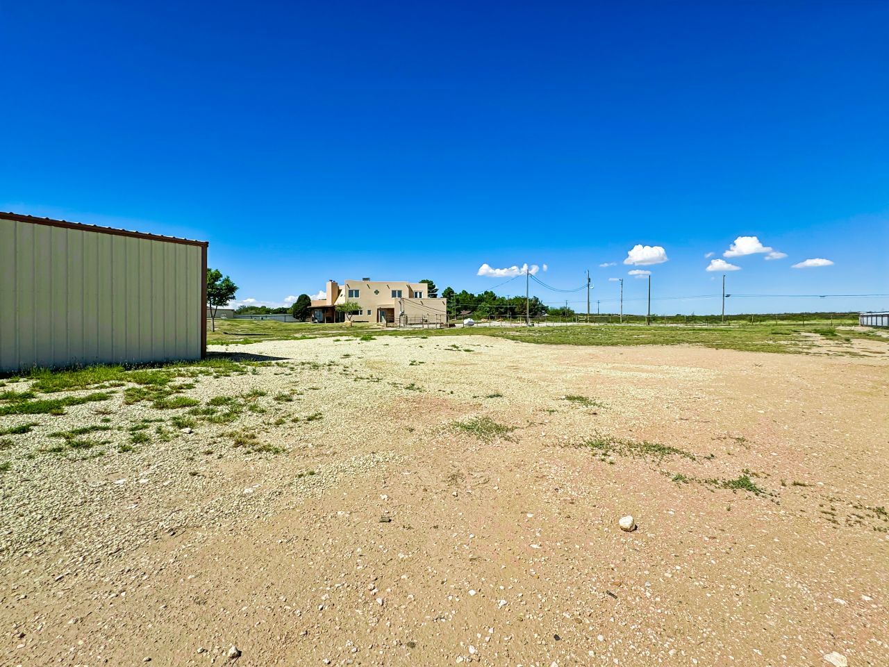 Carlsbad, New Mexico, 88220, United States, 4 Bedrooms Bedrooms, ,3 BathroomsBathrooms,Residential,For Sale,1973725