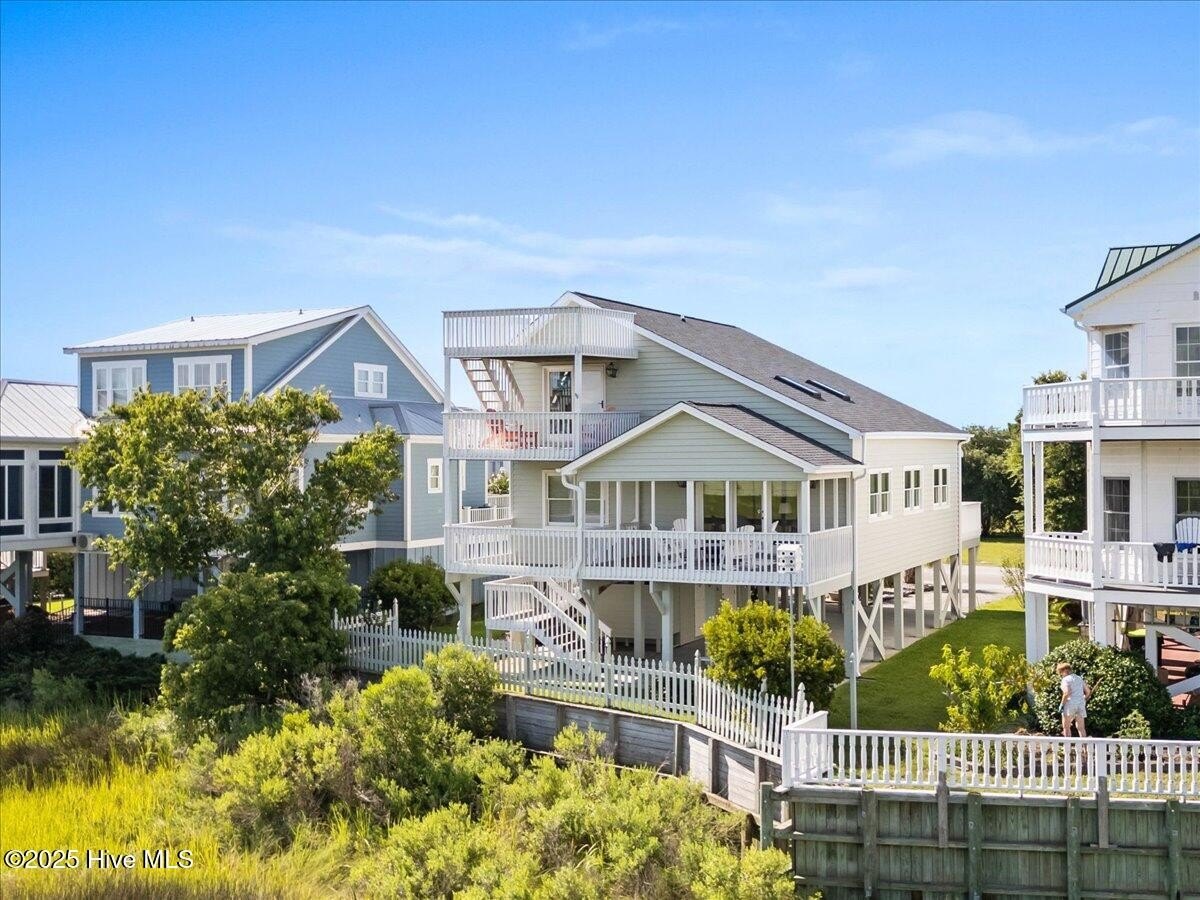 Sunset Beach, North Carolina, 28468, United States, 3 Bedrooms Bedrooms, ,2 BathroomsBathrooms,Residential,For Sale,1895297