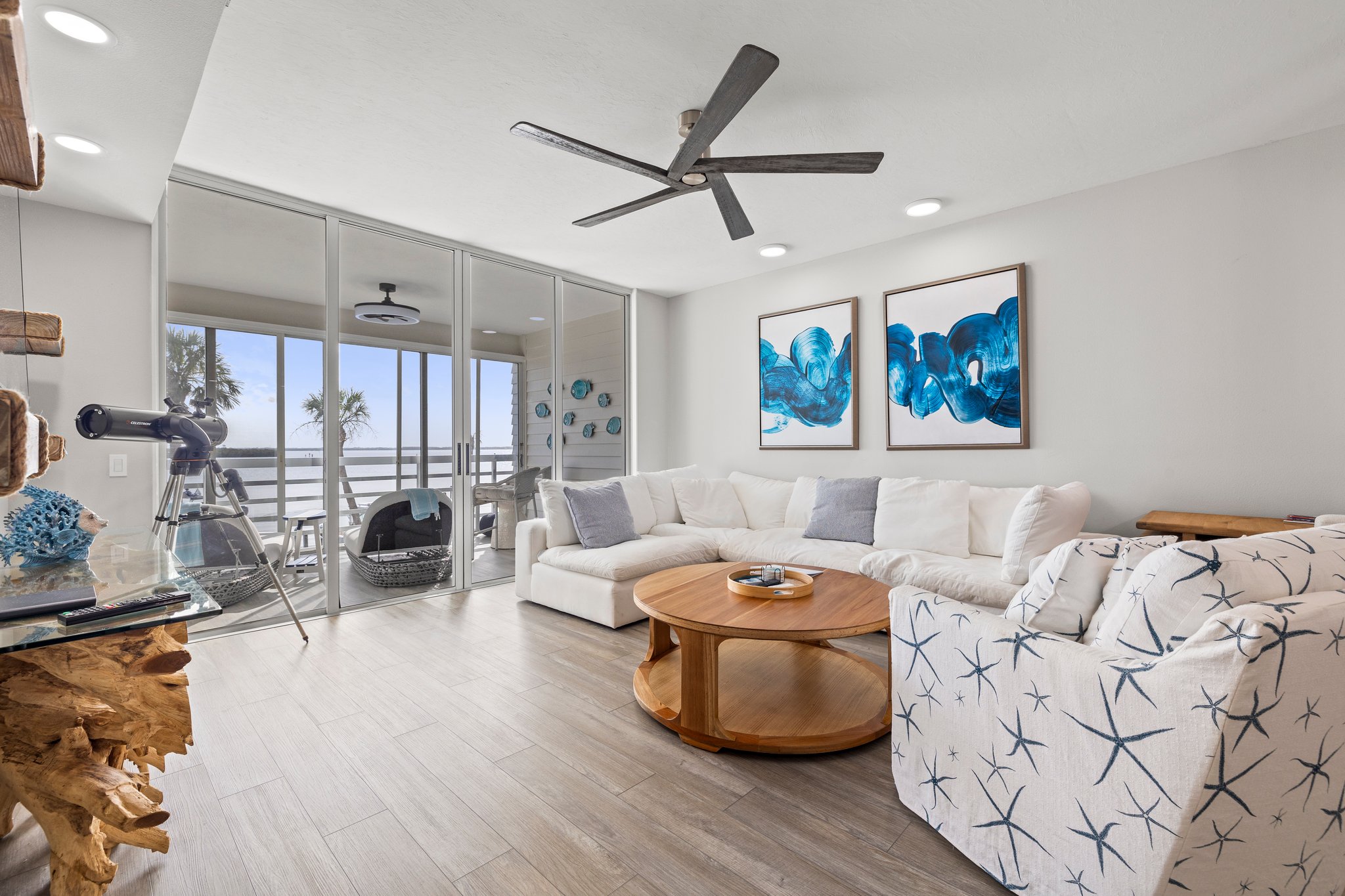 Longboat Key, Florida, 34228, United States, 2 Bedrooms Bedrooms, ,2 BathroomsBathrooms,Residential,For Sale,1851438