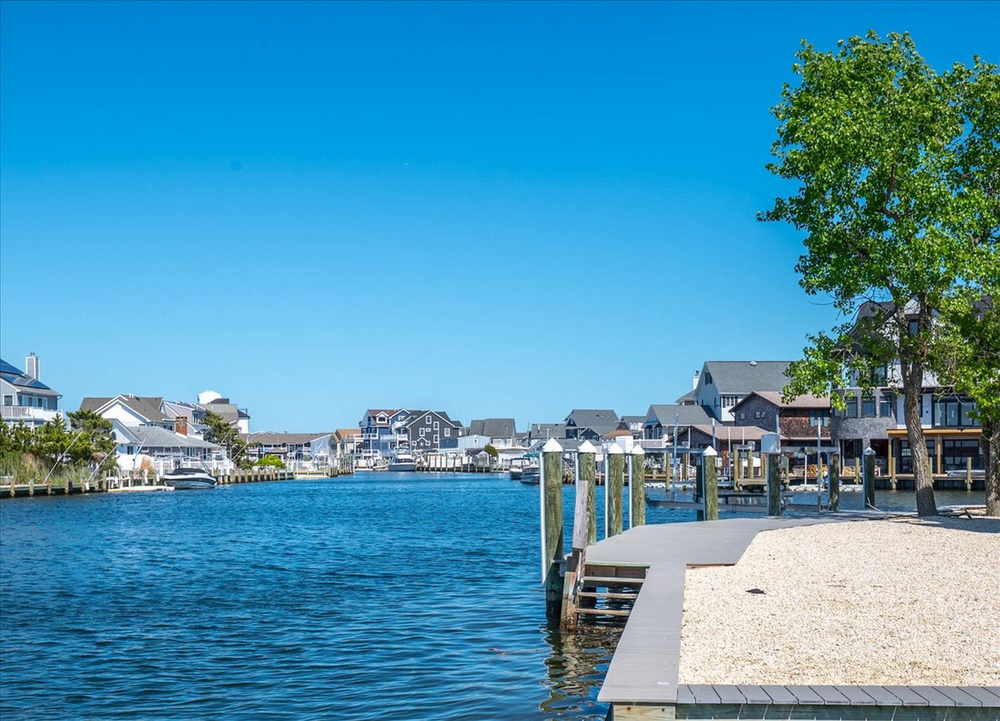  Bayfront Beach Retreat - 物件實景