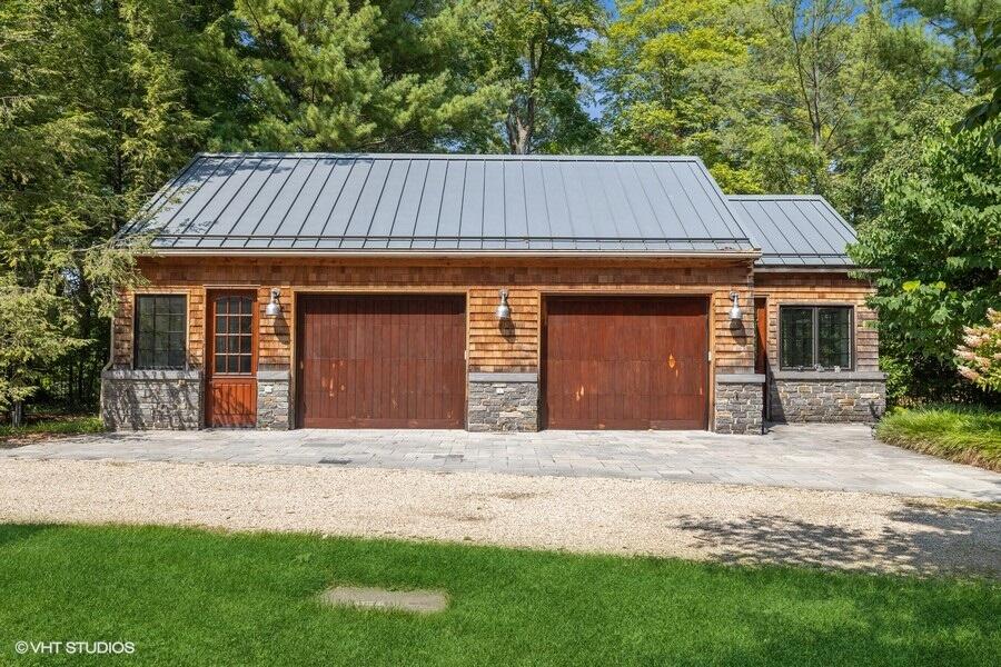 Lakeside, Michigan, 49116, United States, 3 Bedrooms Bedrooms, ,8 BathroomsBathrooms,Residential,For Sale,1785072