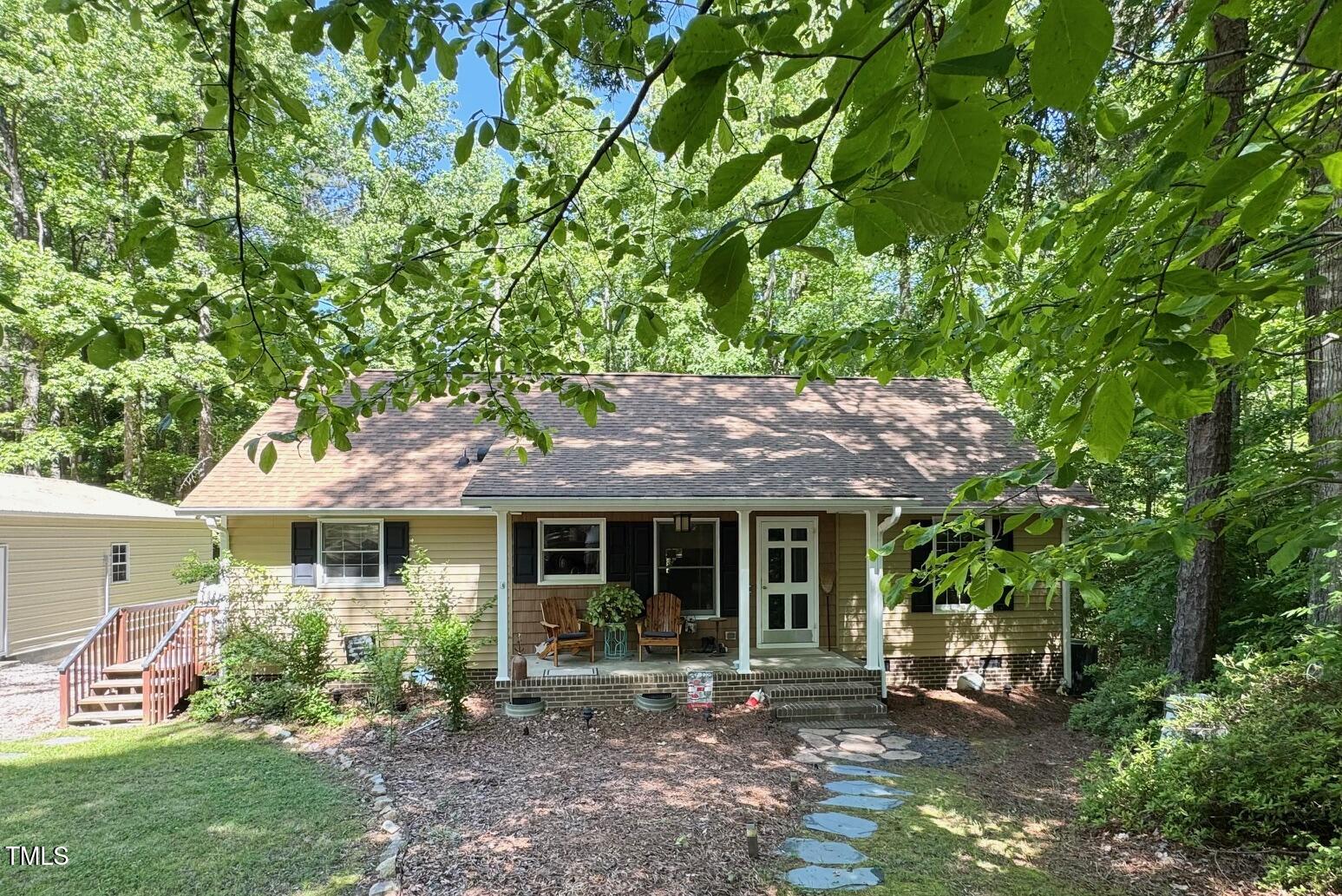 Henderson, North Carolina, 27537, United States, 3 Bedrooms Bedrooms, ,3 BathroomsBathrooms,Residential,For Sale,1848561