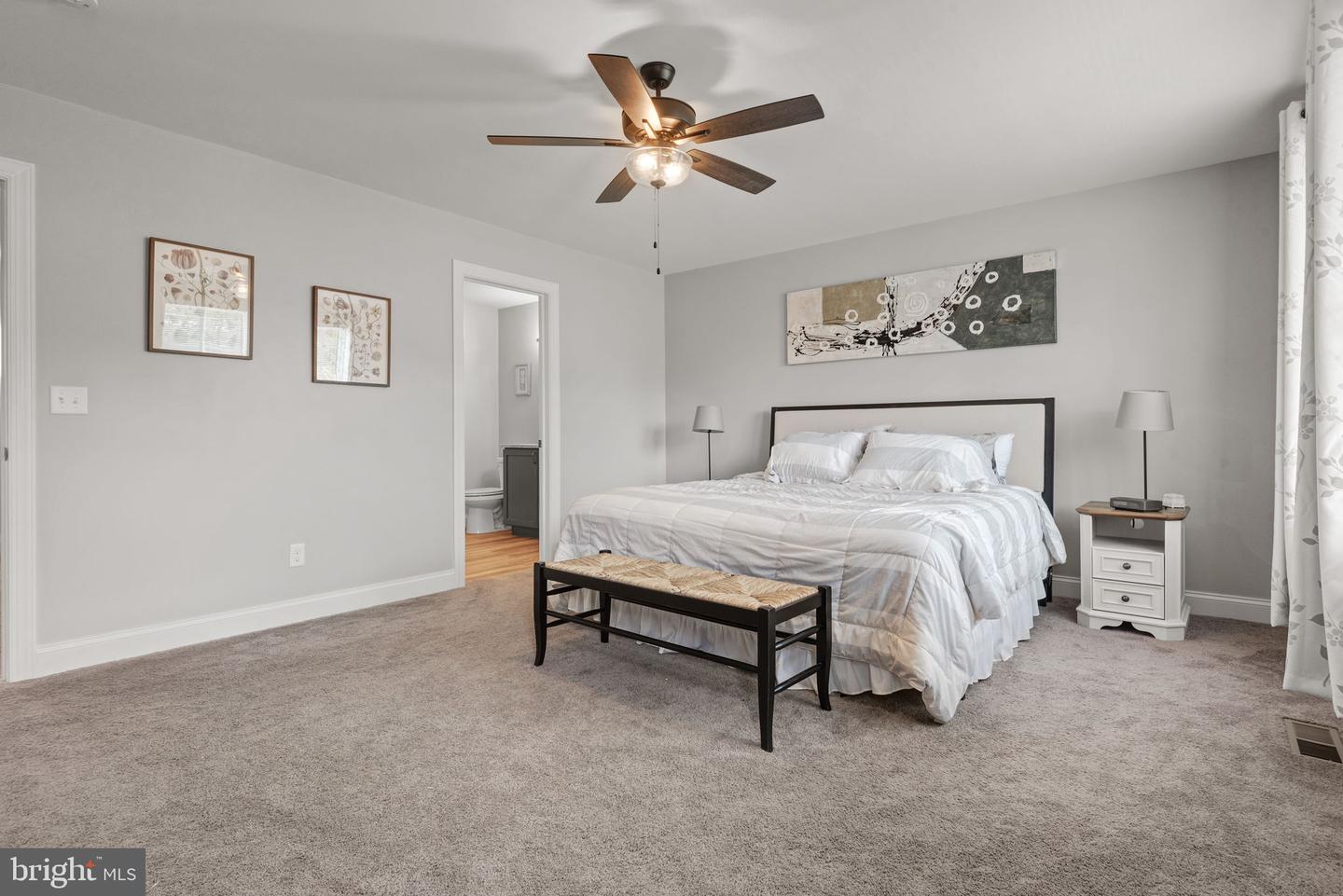 Lititz, Pennsylvania, 17543, United States, 4 Bedrooms Bedrooms, ,3 BathroomsBathrooms,Residential,For Sale,1905987