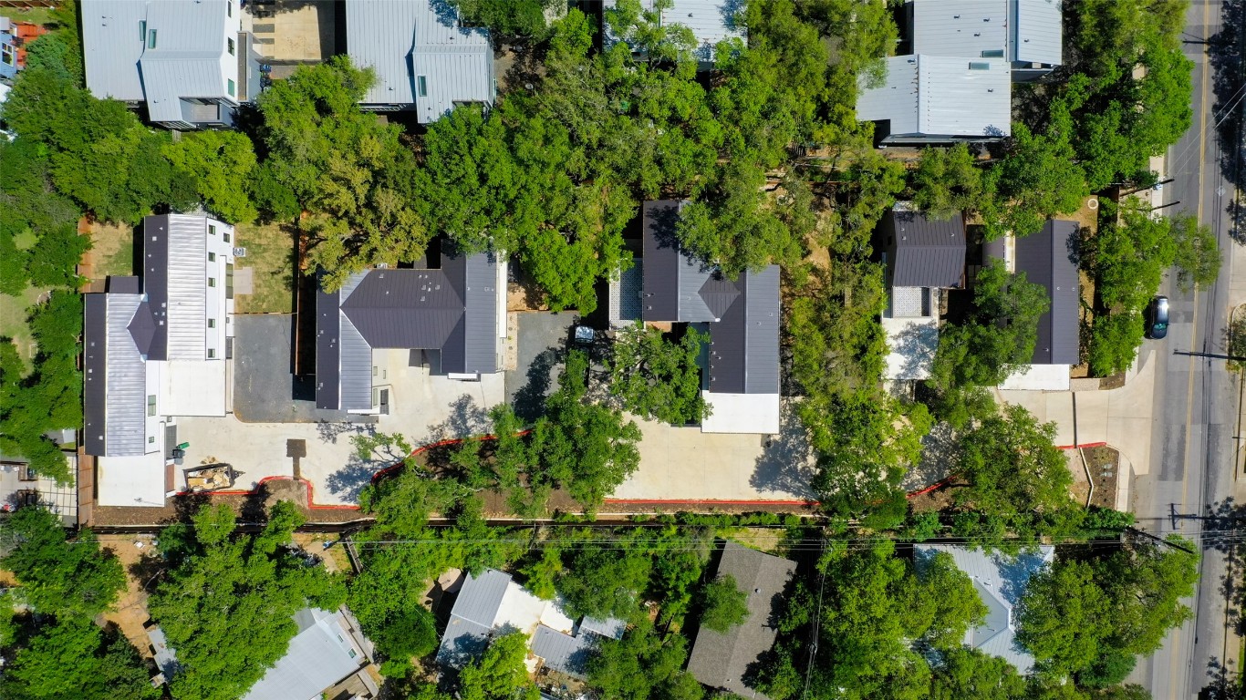 Austin, Texas, 78704, United States, 2 Bedrooms Bedrooms, ,3 BathroomsBathrooms,Residential,For Sale,1901226