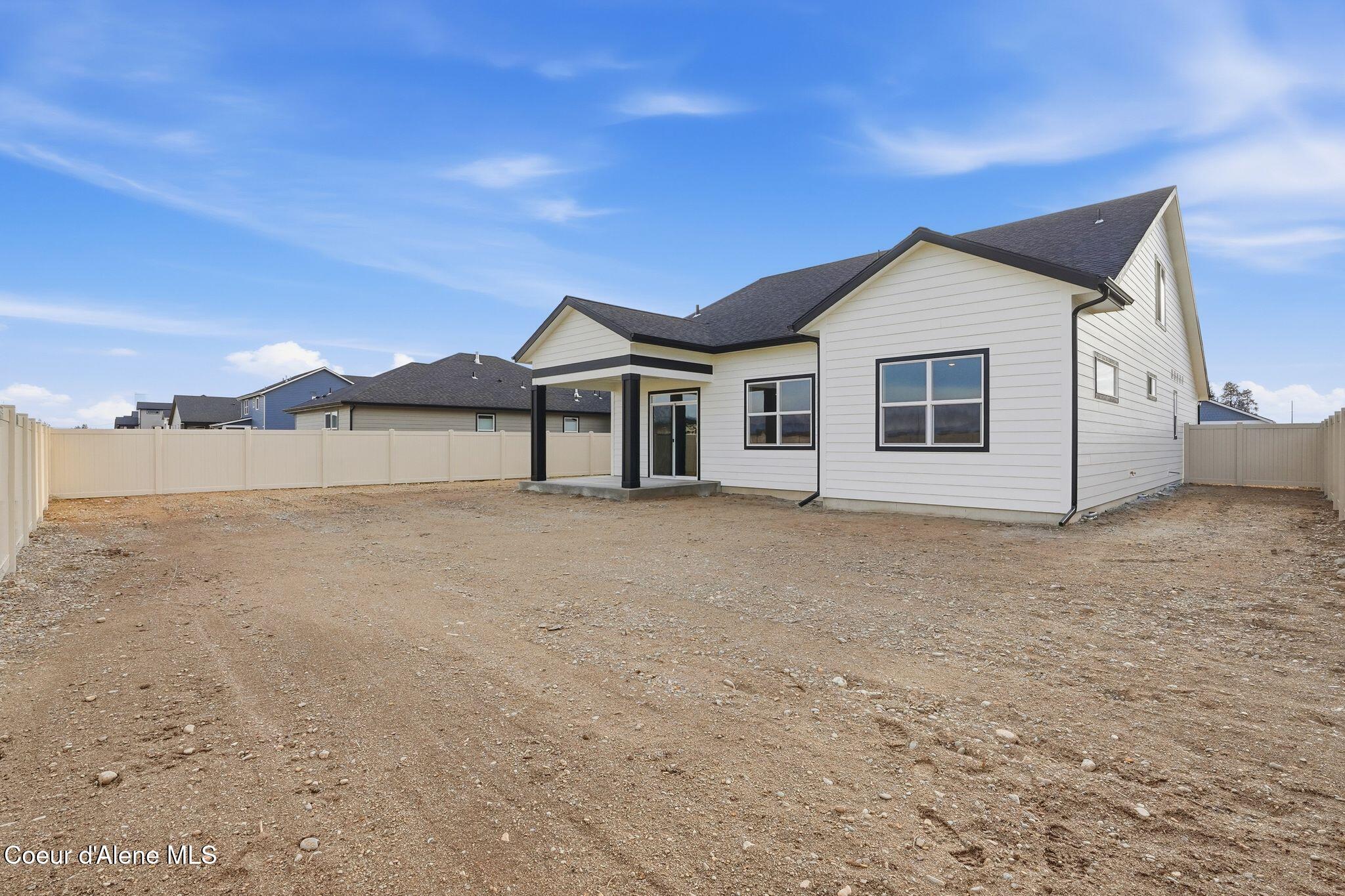 Coeur d'Alene, Idaho, 83815, United States, 4 Bedrooms Bedrooms, ,3 BathroomsBathrooms,Residential,For Sale,2015993