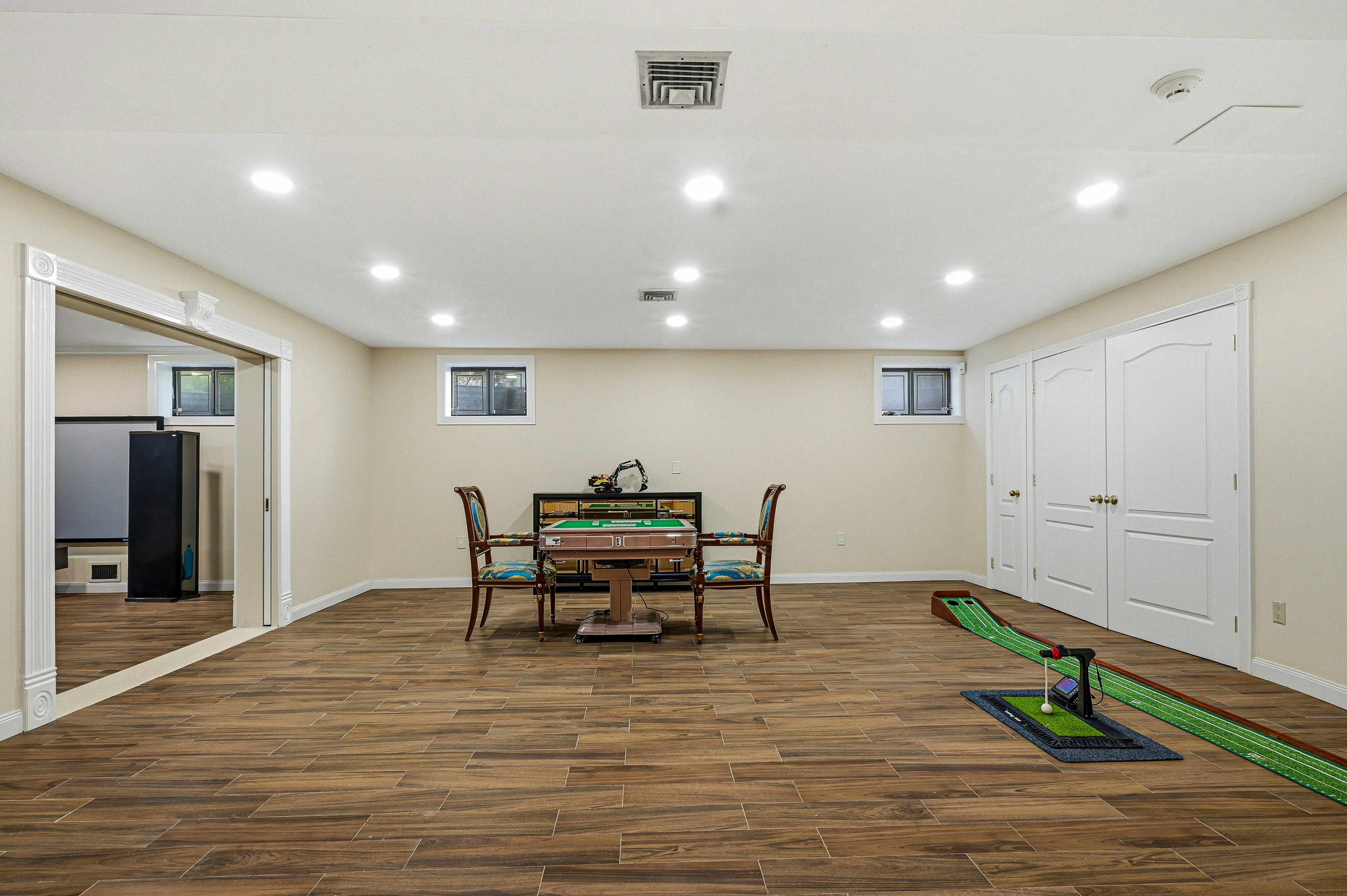  18 Aldgate Drive W, Manhasset, NY 11030 - 物件實景