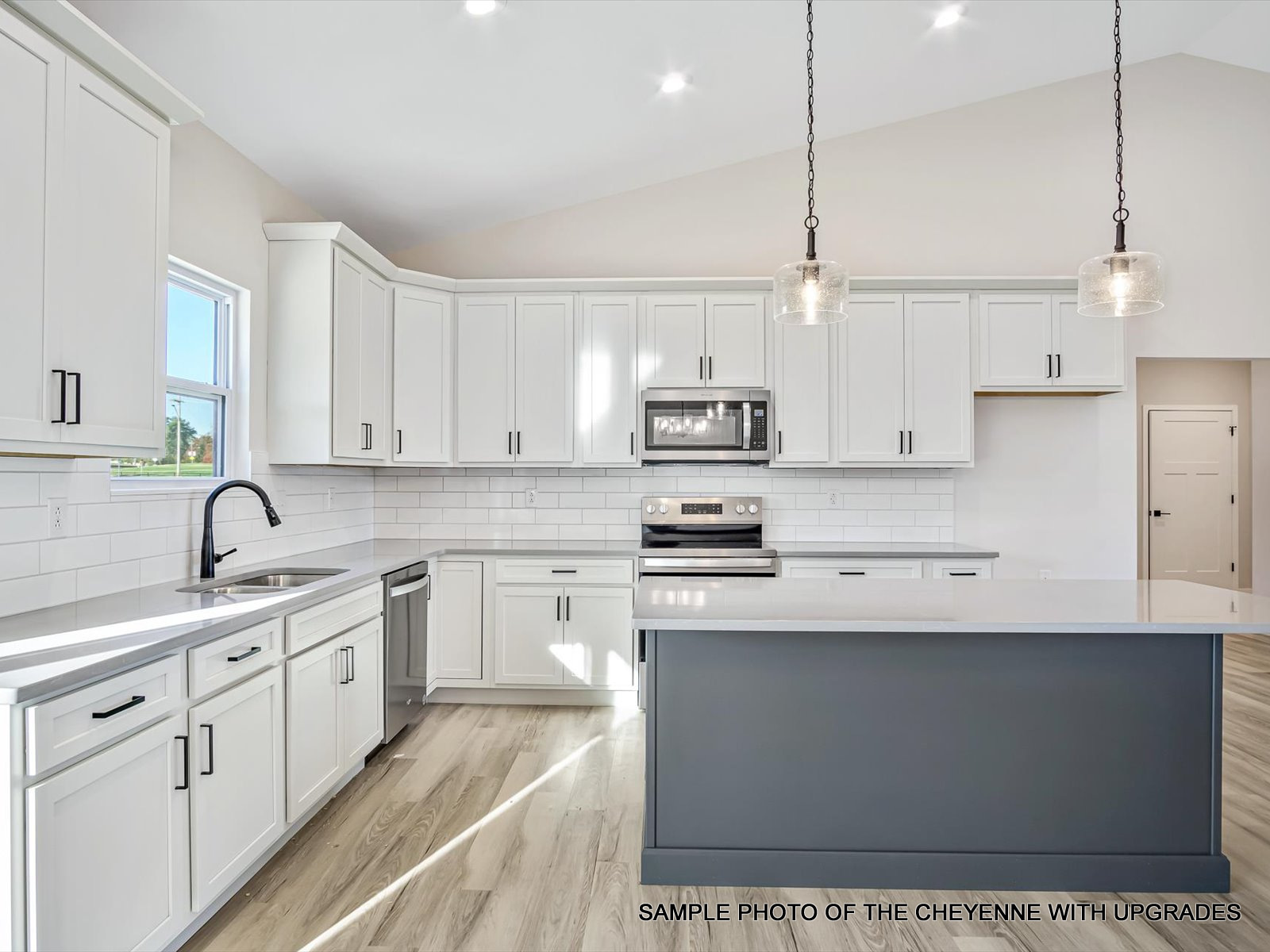 Waterloo, Illinois, 62298, United States, 3 Bedrooms Bedrooms, ,3 BathroomsBathrooms,Residential,For Sale,1938277