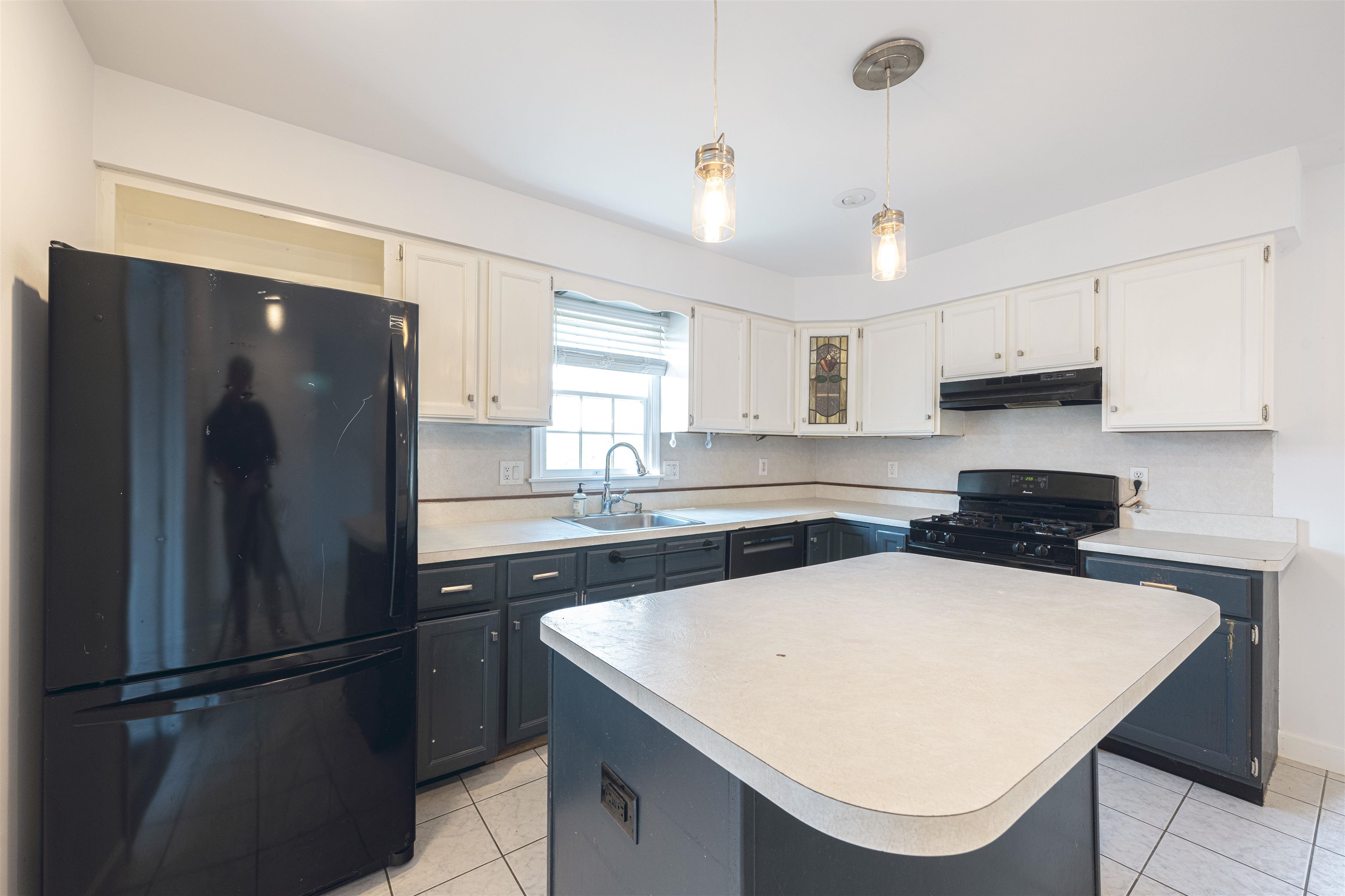 Lower Township, New Jersey, 08204, United States, 4 Bedrooms Bedrooms, ,2 BathroomsBathrooms,Residential,For Sale,1933494