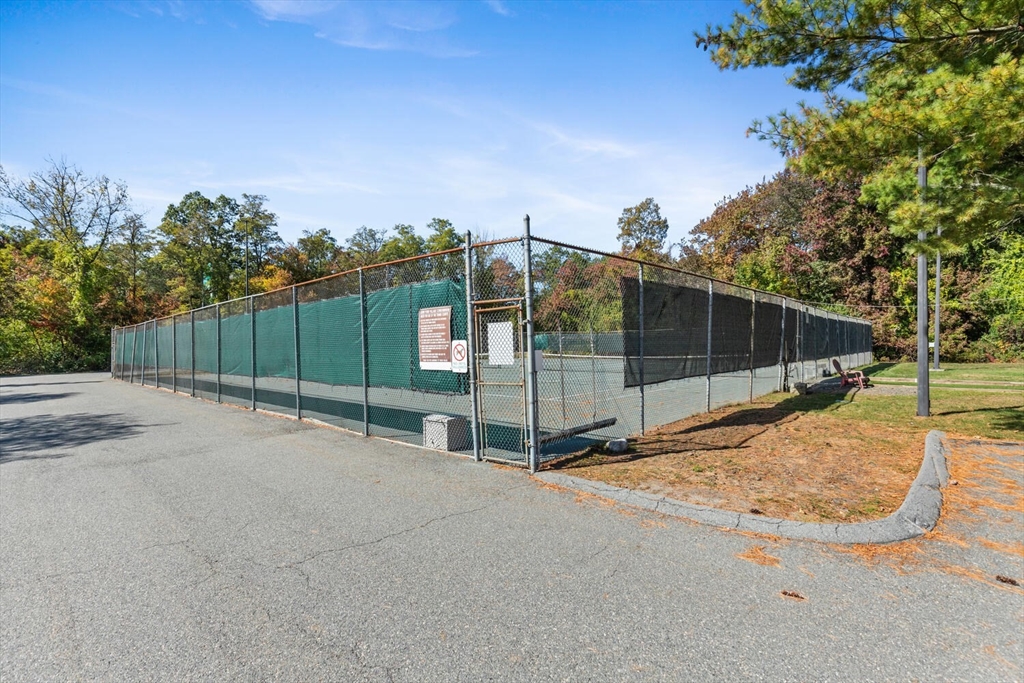 Peabody, Massachusetts, 01940, United States, 2 Bedrooms Bedrooms, ,3 BathroomsBathrooms,Residential,For Sale,1989957