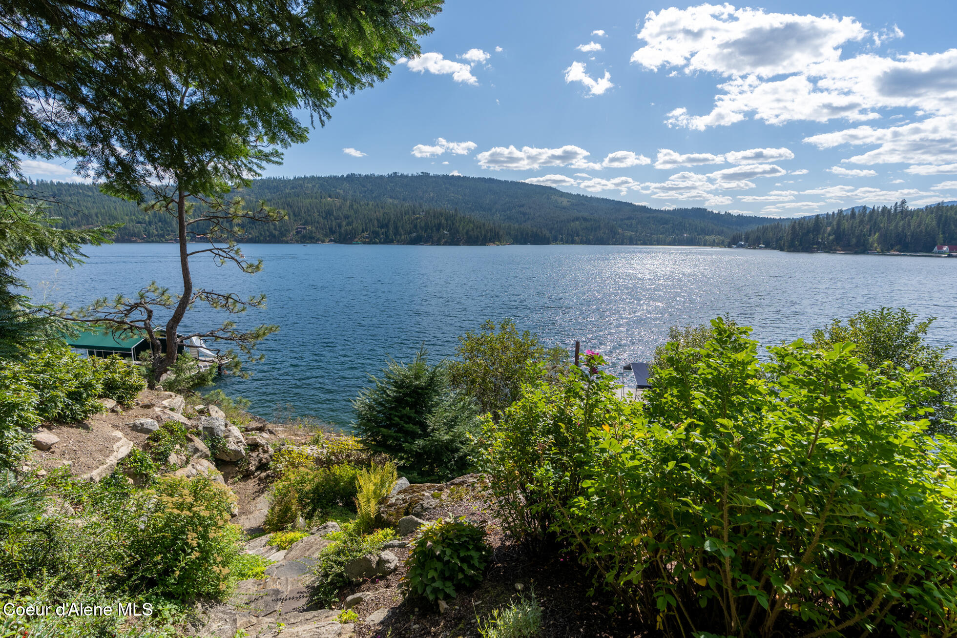 Coeur d'Alene, Idaho, 83814, United States, 4 Bedrooms Bedrooms, ,5 BathroomsBathrooms,Residential,For Sale,1864122