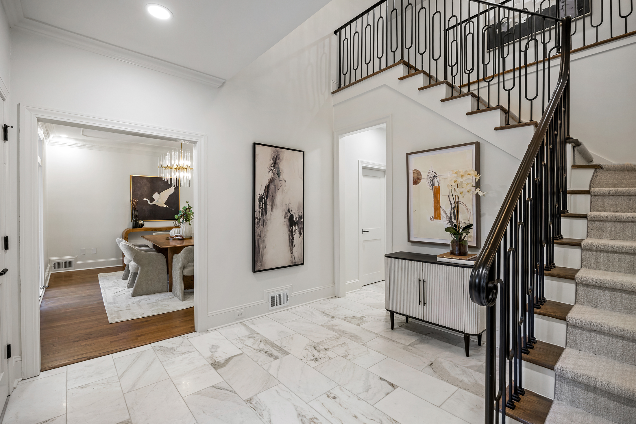  Timeless Architecture, Refined Interiors, and Modern Comfort in Sandy Springs - 物件實景