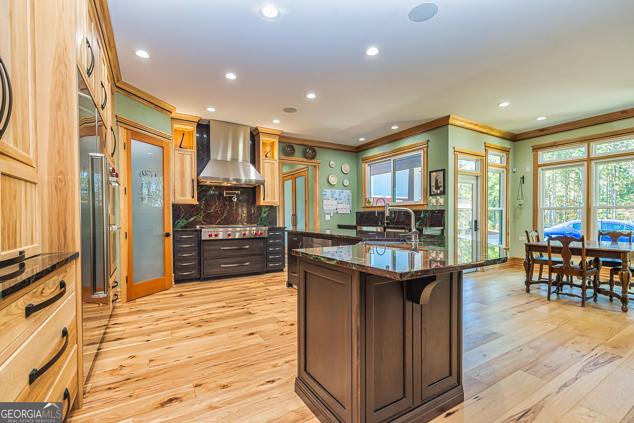 Tyrone, Georgia, 30290, United States, 4 Bedrooms Bedrooms, ,6 BathroomsBathrooms,Residential,For Sale,1897215