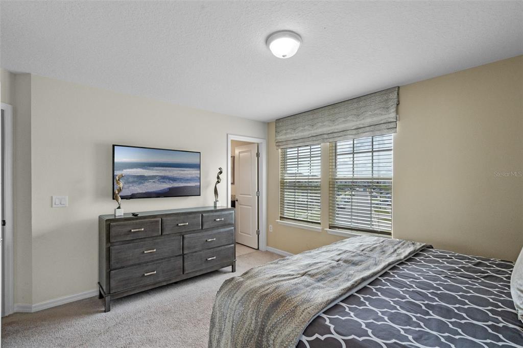 Davenport, Florida, 33897, United States, 10 Bedrooms Bedrooms, ,8 BathroomsBathrooms,Residential,For Sale,1897449
