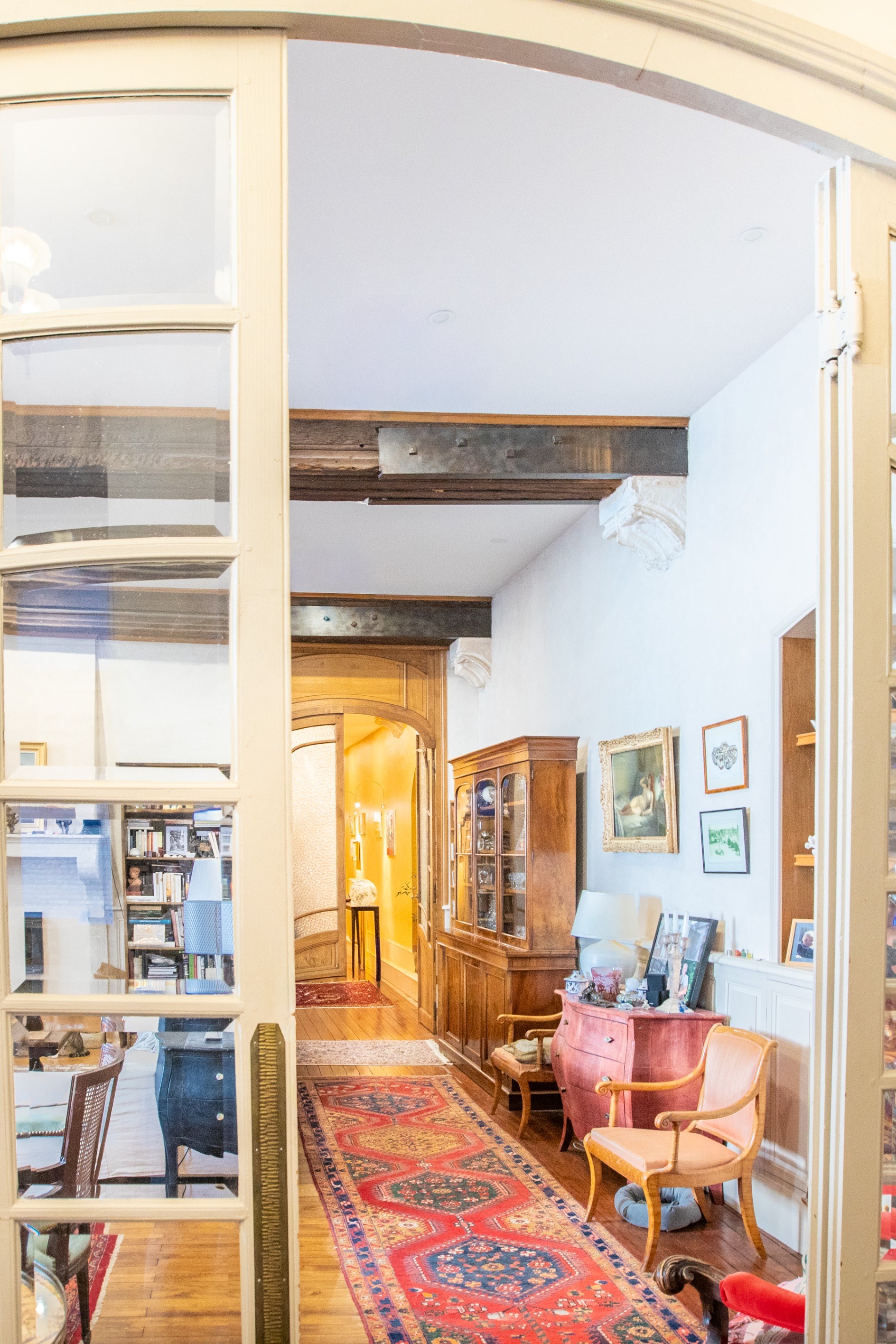  Beaune. Magnificent historic apartment overlooking an inner courtyard. - 物件實景