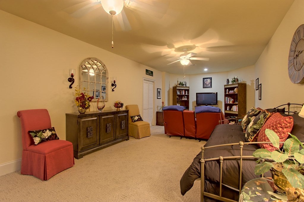 Hayesville, North Carolina, 28904, United States, 5 Bedrooms Bedrooms, ,5 BathroomsBathrooms,Residential,For Sale,1913677