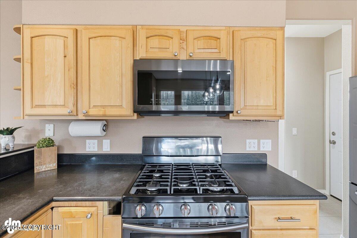 Sterling, Alaska, 99672, United States, 4 Bedrooms Bedrooms, ,3 BathroomsBathrooms,Residential,For Sale,1974036