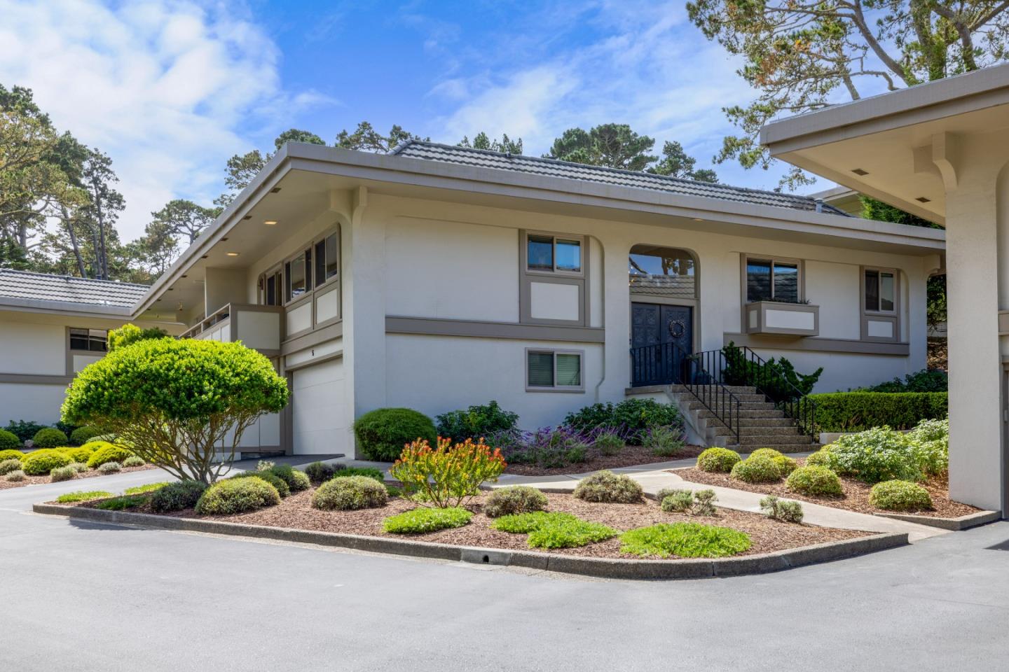 Monterey, California, 93940, United States, 3 Bedrooms Bedrooms, ,3 BathroomsBathrooms,Residential,For Sale,1947975