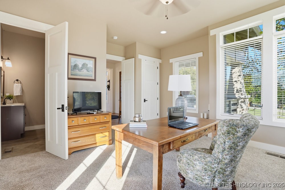 Jenks, Oklahoma, 74037, United States, 5 Bedrooms Bedrooms, ,6 BathroomsBathrooms,Residential,For Sale,1989076