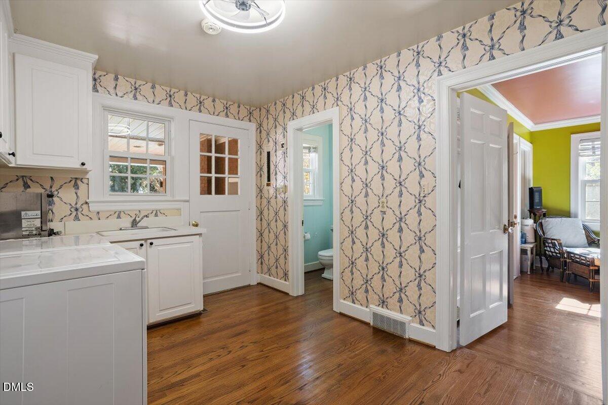 Farmville, North Carolina, 27828, United States, 4 Bedrooms Bedrooms, ,4 BathroomsBathrooms,Residential,For Sale,1988570