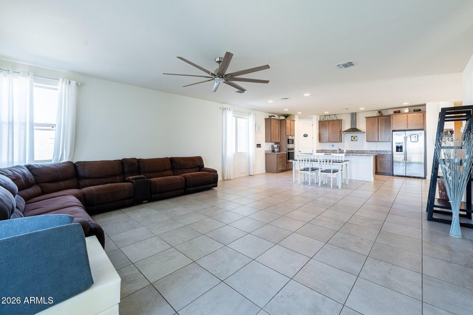 Wittmann, Arizona, 85361, United States, 3 Bedrooms Bedrooms, ,Residential,For Sale,2010818