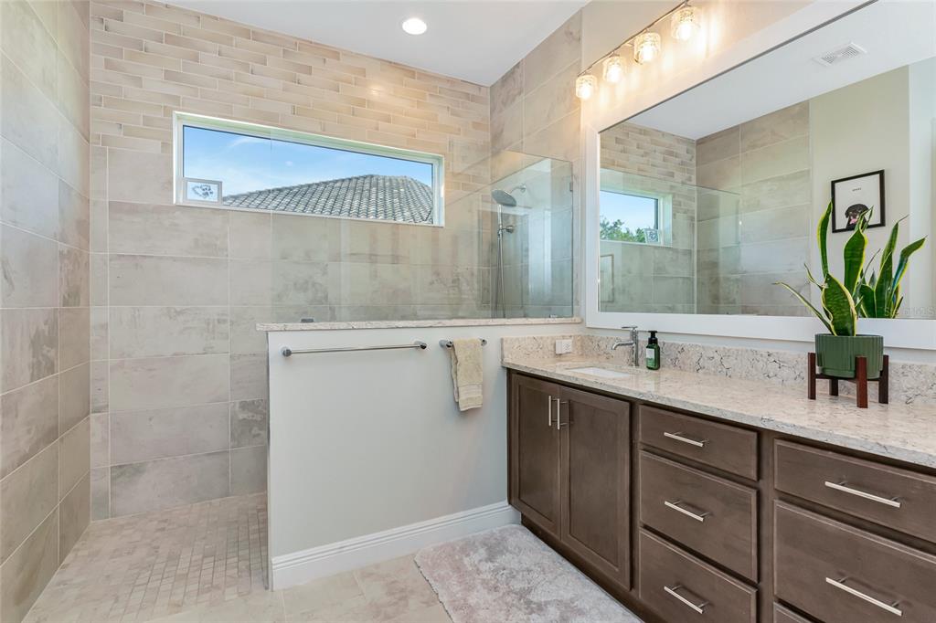 Parrish, Florida, 34219, United States, 4 Bedrooms Bedrooms, ,4 BathroomsBathrooms,Residential,For Sale,2001764