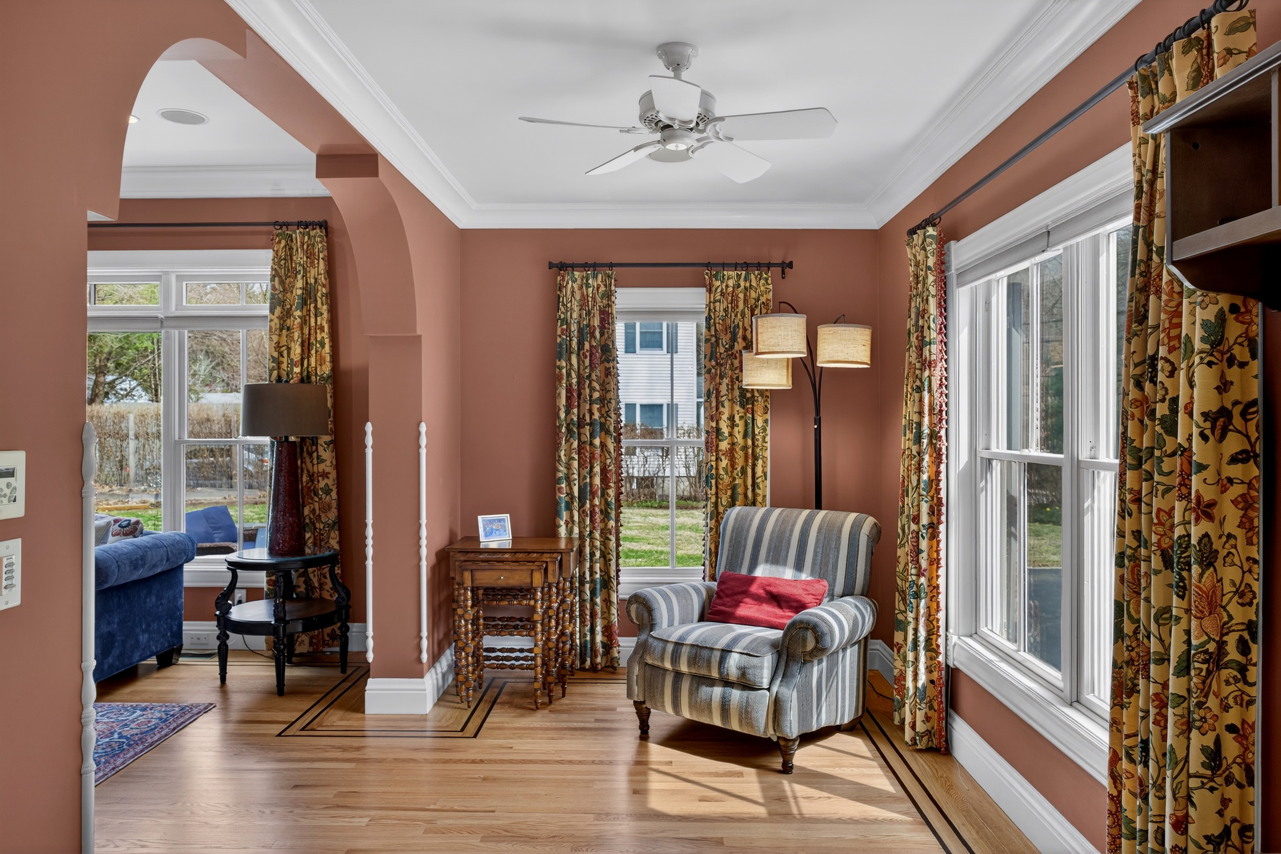  247 Broadway - 物件實景