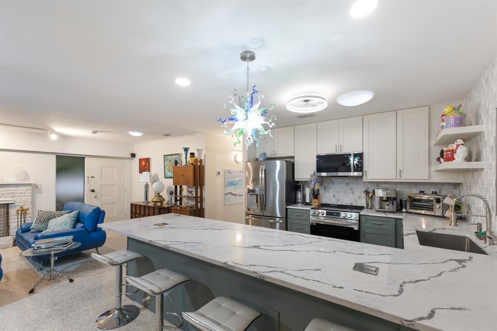 Sarasota, Florida, 34234, United States, 3 Bedrooms Bedrooms, ,2 BathroomsBathrooms,Residential,For Sale,1805099