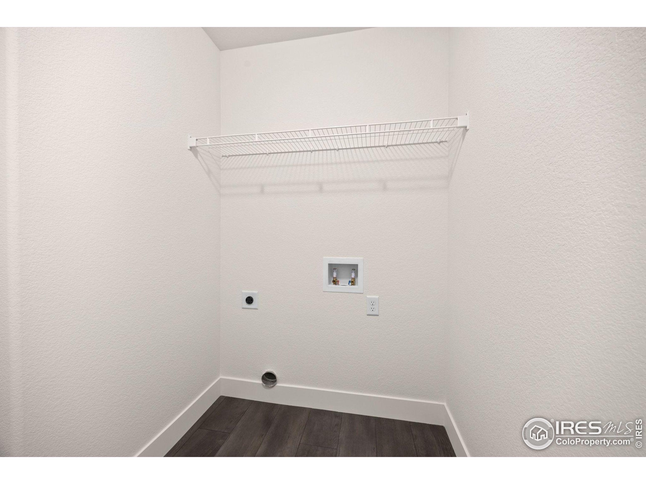 Severance, Colorado, 80550, United States, 5 Bedrooms Bedrooms, ,2 BathroomsBathrooms,Residential,For Sale,1890504