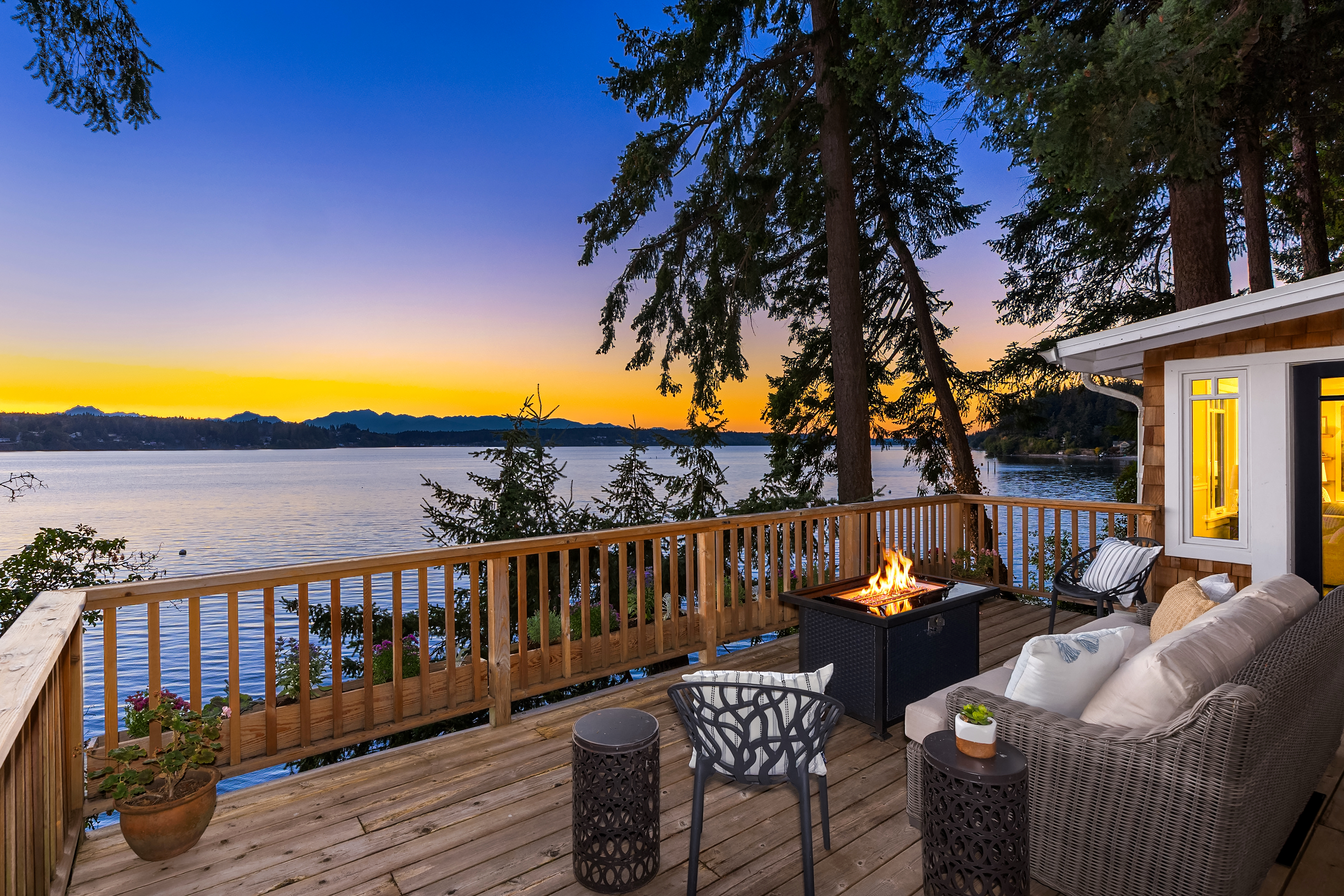  8405 Hansen Road Northeast, Bainbridge Island, WA 98110 - 物件實景
