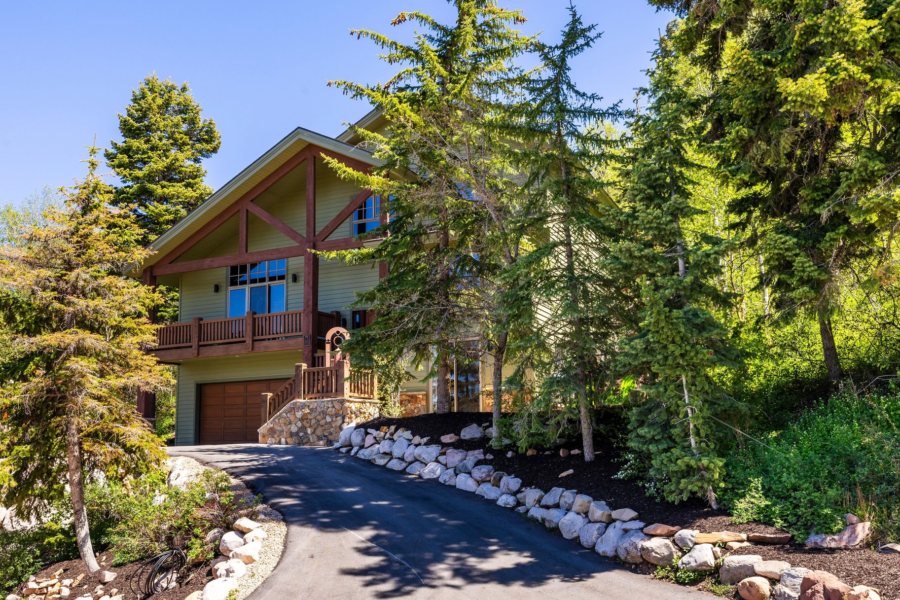  Nature-Inspired Living in the Heart of Park City