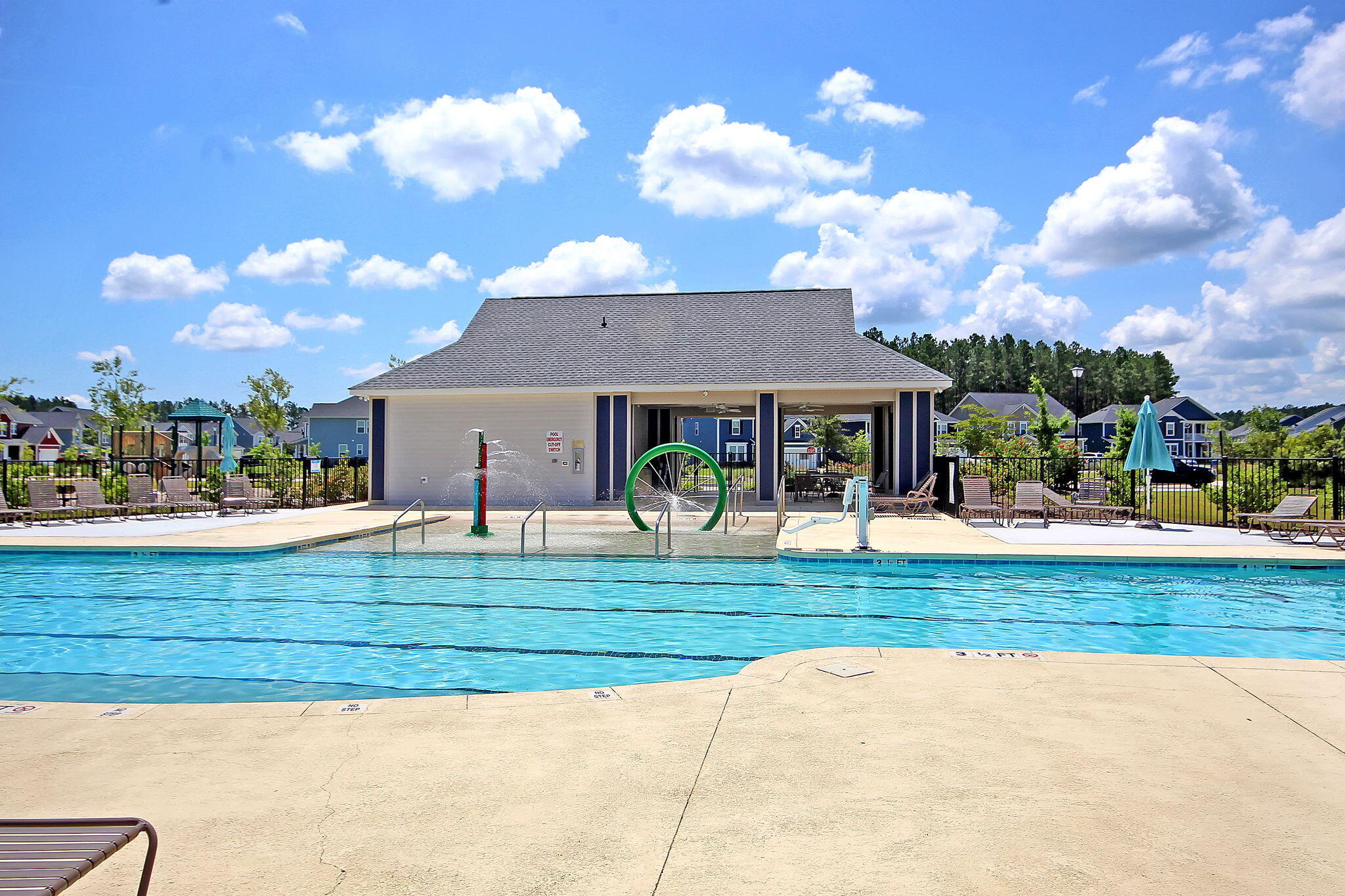 Summerville, South Carolina, 29486, United States, 5 Bedrooms Bedrooms, ,5 BathroomsBathrooms,Residential,For Sale,1887830