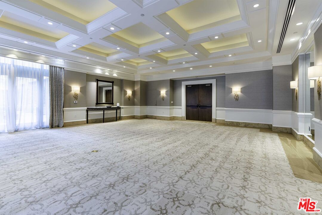 Los Angeles, California, 90024, United States, 2 Bedrooms Bedrooms, ,3 BathroomsBathrooms,Residential,For Sale,1840834