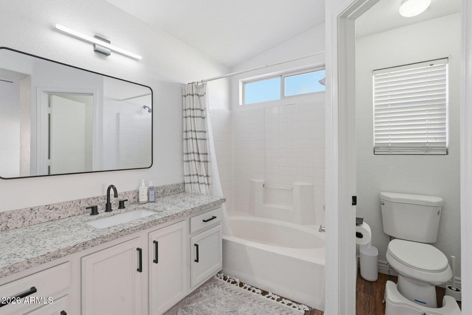 Chandler, Arizona, 85286, United States, 4 Bedrooms Bedrooms, ,2 BathroomsBathrooms,Residential,For Sale,2013567