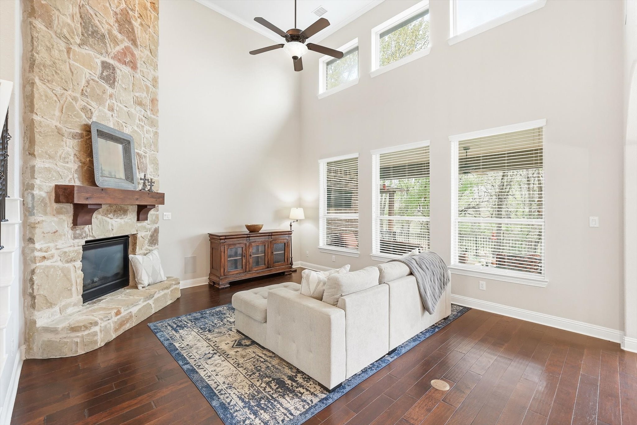 Trophy Club, Texas, 76262, United States, 4 Bedrooms Bedrooms, ,4 BathroomsBathrooms,Residential,For Sale,2002988