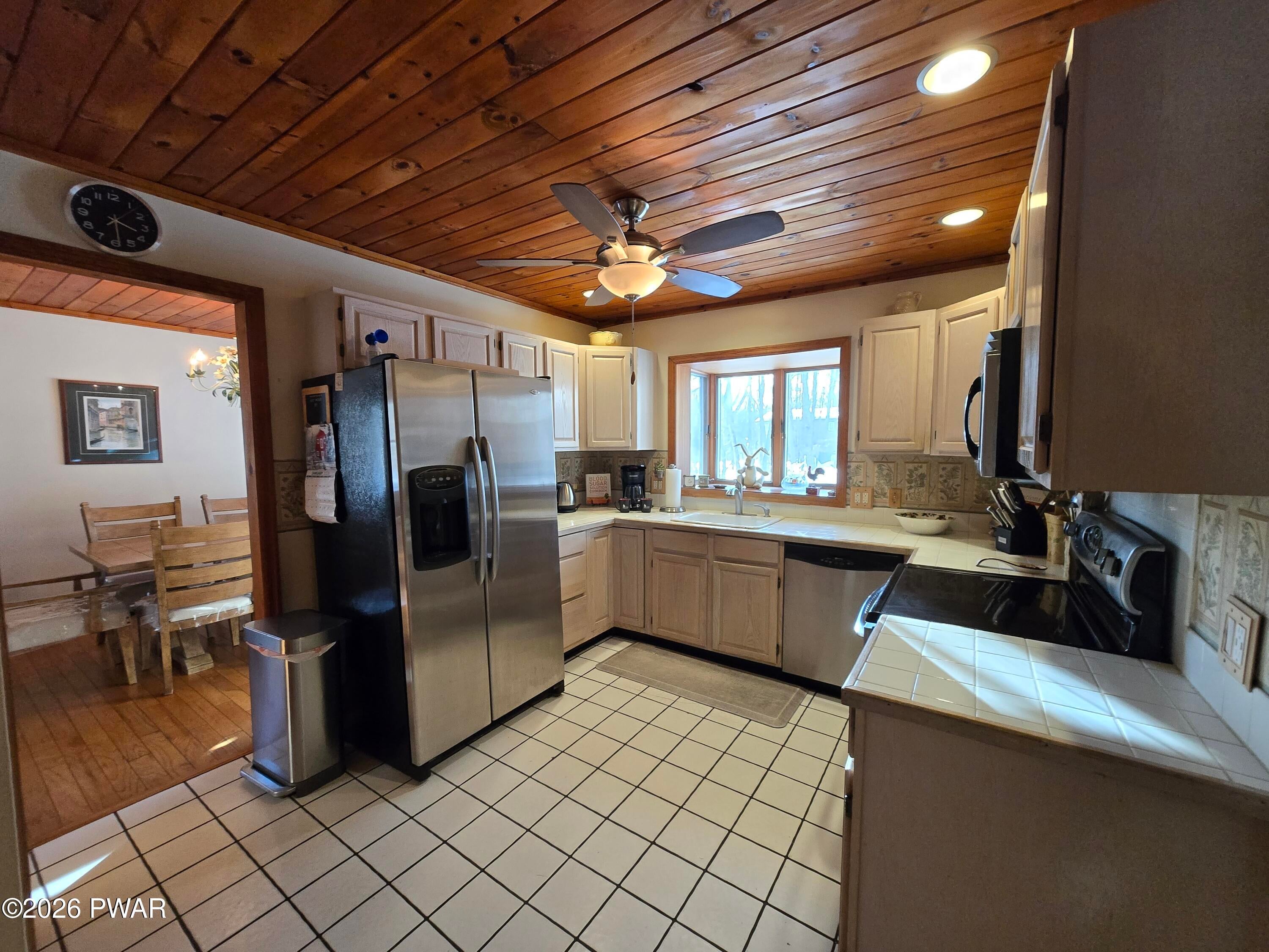 Lords Valley, Pennsylvania, 18428, United States, 4 Bedrooms Bedrooms, ,3 BathroomsBathrooms,Residential,For Sale,2020252