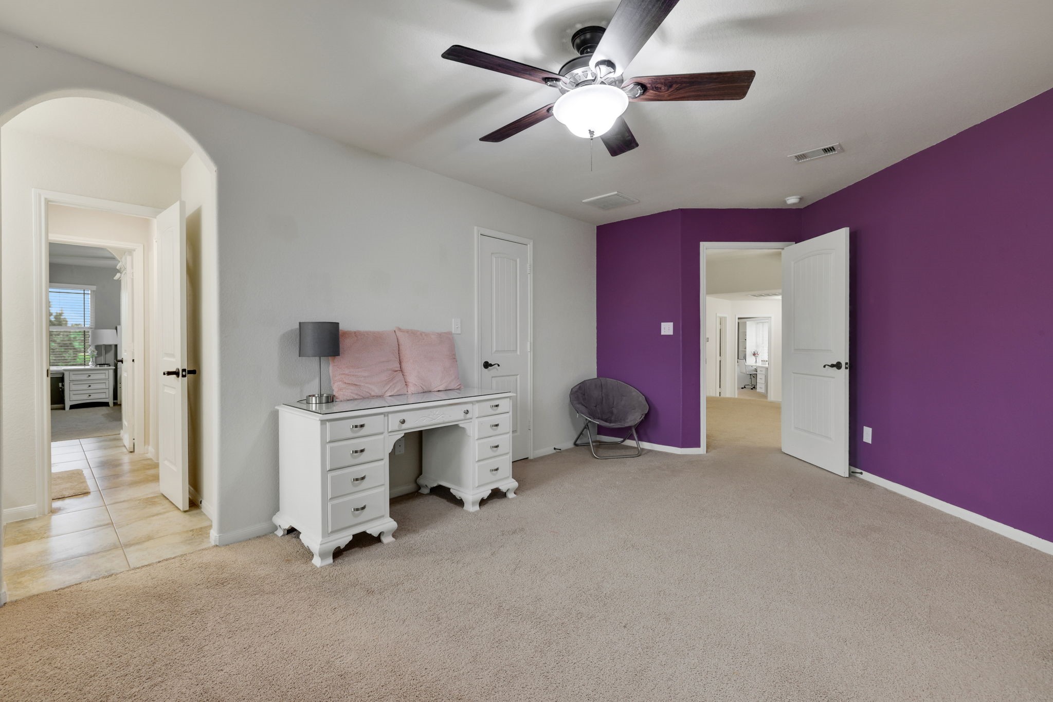 Mont Belvieu, Texas, 77523, United States, 5 Bedrooms Bedrooms, ,4 BathroomsBathrooms,Residential,For Sale,1906104
