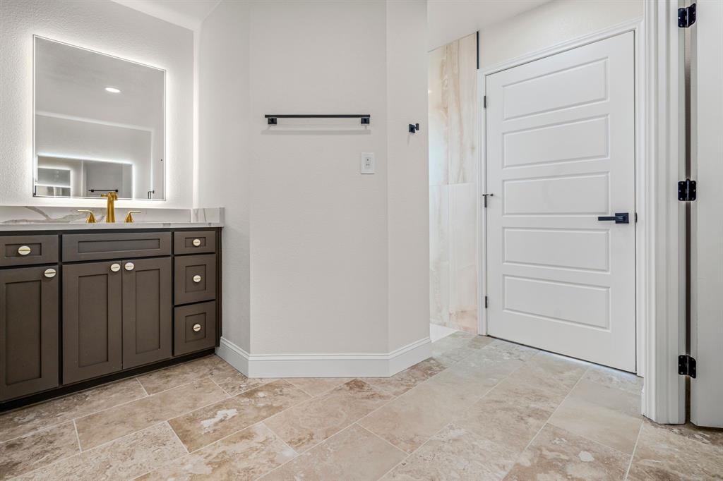 Caddo Mills, Texas, 75135, United States, 4 Bedrooms Bedrooms, ,2 BathroomsBathrooms,Residential,For Sale,1992163