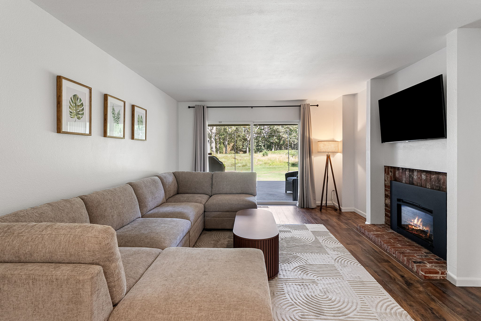  8905 Onyx Dr, Lakewood Wa - 物件實景