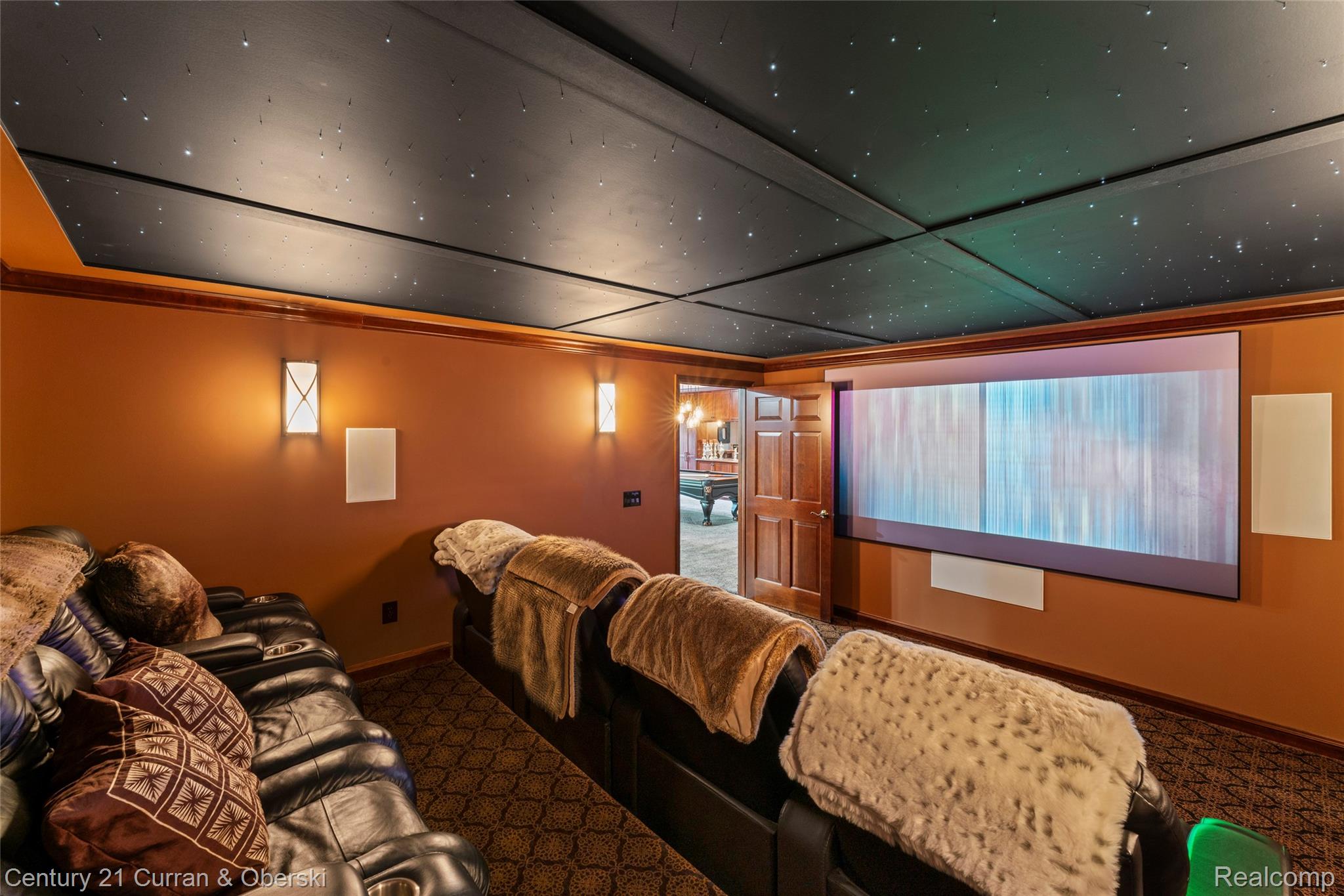 Commerce Charter Township, Michigan, 48382, United States, 4 Bedrooms Bedrooms, ,5 BathroomsBathrooms,Residential,For Sale,1974674